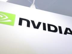 Nvidia не выпустит ни одной новой игровой видеокарты в течение года - СМИ