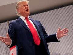 Трамп разрешил пошлины для стран, торгующих с Ираном
