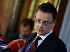  Возмутительное поведение : Сийярто  набросился  на украинскую теннисистку из-за отказа фотографироваться с венгеркой, которая в