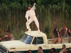 Bad Bunny вошёл в историю Супербоула