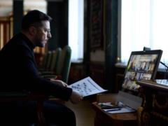 Зеленский пригрозил местным властям  выводами 