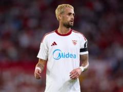 Januzaj turned to Seville s training before the match against Deportivo