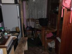 На Львовщине в заброшенном доме умер двухлетний мальчик: родителям объявили о подозрении.