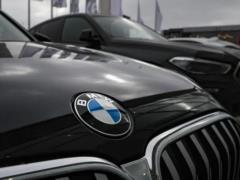 BMW срочно отзывает сотни тысяч автомобилей из-за опасности пожара: список моделей — Handelsblatt