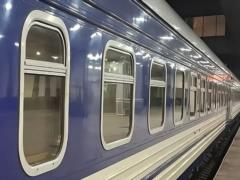  Укрзалізниця  предупредила об изменении движения после массированного обстрела
