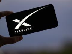 США тайно доставили в Иран тысячи терминалов Starlink - СМИ