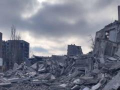 Россияне сбросили ФАБы на многоэтажки в Константиновке