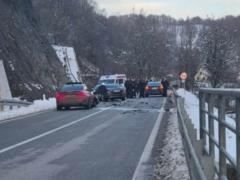 В Черногории украинец на BMW врезался в автомобиль из кортежа премьера: что известно
