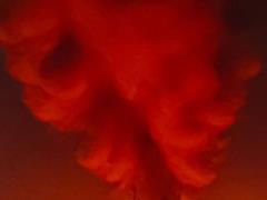 В Луганске горит нефтебаза