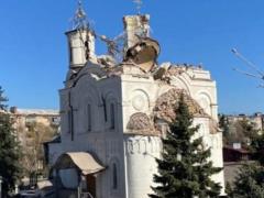 Безжалостно уничтожающий все русское