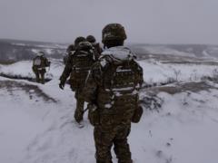 116 боев за сутки: где продолжаются самые ожесточенные бои и куда враг бросил основные силы
