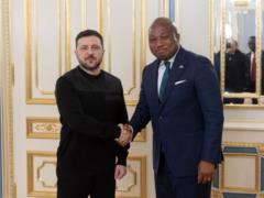 Зеленский впервые встретился с главой МИД Ганы