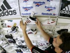Распродажа и закрытие магазинов Reebok: в Украине планируют продолжить развитие бренда