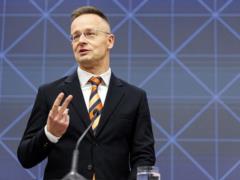 Сийярто распространил фейк о  требованиях  Киева - МИД