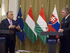 Орбан и Фицо бесстыдно обменивают дешевую российскую нефть на жизнь украинцев — The Hill