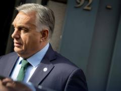  У украинцев деньги закончатся быстрее, чем у нас – нефть : Орбан угрожает перекрыть транзит товаров в Украину