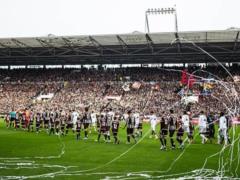 St. Pauli and Eintracht Frankfurt played, perhaps, the last match of the weekend