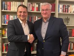 Сибига и Сикорский обсудили поддержку Украины