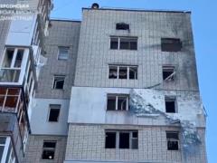 В Херсоне после российских ударов ранены пять человек, поврежден многоэтажный дом