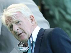 Гордон Страхан: Чому тренери мають виправдовуватися перед фанатами в масках, які б ють поліцейських?