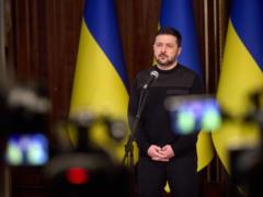На Ближний Восток поехали три команды - Зеленский