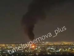 Иран атаковал Дубай: у аэропорта тушат пожар