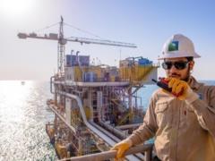 Саудовская Аравия перенаправляет экспорт нефти - СМИ