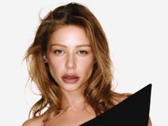 41-летняя Тина Кароль вблизи показала свое лицо без макияжа и поразила сеть натуральной красотой.