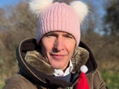 Исполнитель хита You re Beautiful возмутил украинцев фото в шапке с гербом РФ