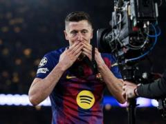 Lewandowski breaking Messi s record