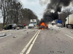 Под Львовом авто взорвалось после ДТП, есть жертвы