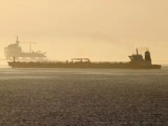 Вслед за российской США пускают на рынок иранскую нефть: почему это произошло именно сейчас