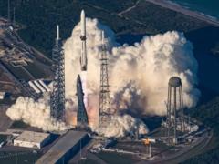Дата-центры ИИ разместят в космосе: Blue Origin подала заявку на развертывание более 50 тысяч спутников