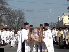В Киеве сотни людей пришли на прощание с патриархом Филаретом