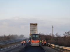 Стало известно, когда в Украине завершат ремонт дорог