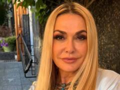 Крапива и  ритуал благодарности : 59-летняя Ольга Сумская раскрыла секреты своих роскошных волос, за которыми она ухаживает без 