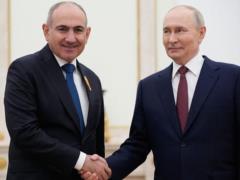 Пашинян назвал  нереалистичным  возвращение Армении в ОДКБ