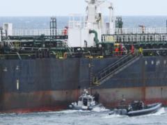 Швеция из-за разлива нефти задержала танкер, находящийся под санкциями