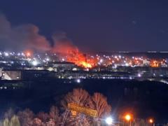 В Луганске и Крыму масштабные пожары после атаки
