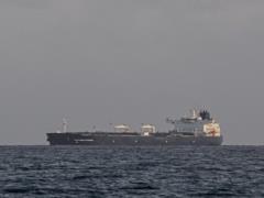 Российский фрегат проводил  теневые  танкеры через Ла-Манш