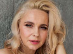  Это очень маленькие деньги . Лилия Ребрик рассказала о финансовых реалиях актеров и пропасти между зарплатами в кино и театре