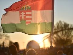 В Венгрии начались парламентские выборы