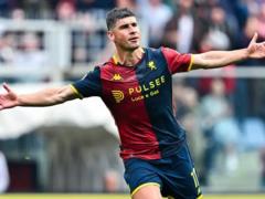 Ukrainian national team player Malinovsky scored a magnificent goal in Italy