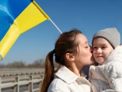 Чехия открыла регистрацию на долгосрочный статус для украинцев: как беженцам подать заявку