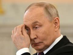 Рейтинг Путина упал до минимума за время войны
