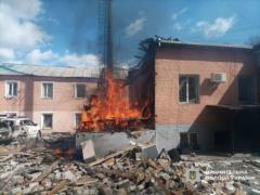 Россияне обстреляли районный отдел полиции в Прилуках: есть пострадавший