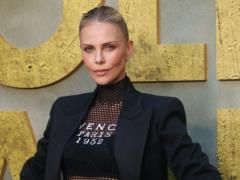 Мать Шарлиз Терон застрелила ее отца: актриса раскрыла новые подробности