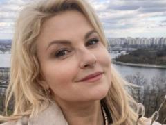 Бурмака показалсь с единственной дочерью по случаю 31-летия потомка