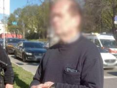 В Киеве задержали мужчину, который с ножом провоцировал конфликт
