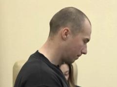  Очень жаль, что так произошло : суд избрал меру пресечения полицейскому, который убегал во время теракта в Киеве.